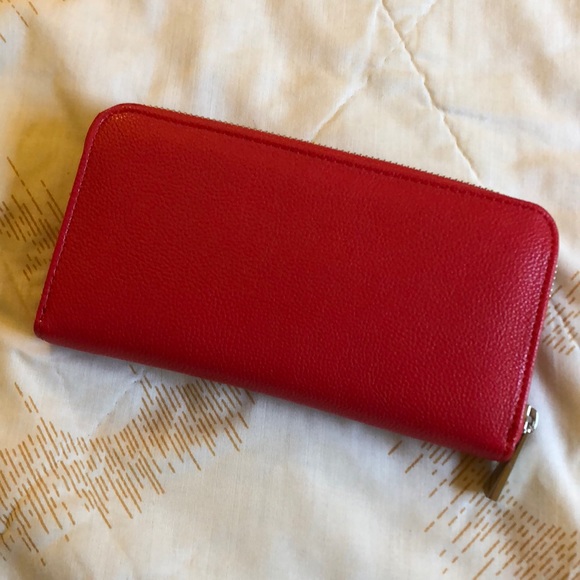 Red Faux Leather Wallet - Picture 2 of 4